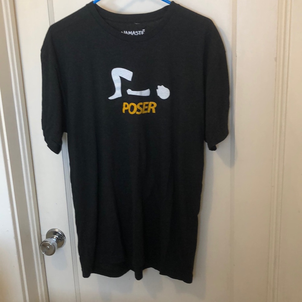 Poser yoga tee - Picture 2 of 4
